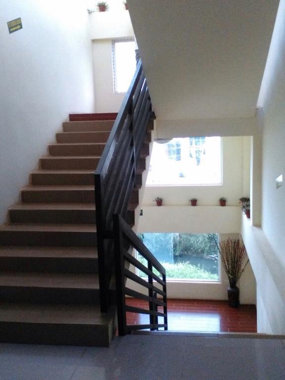 Hotel 99 Pyin Oo Lwin Rum bild