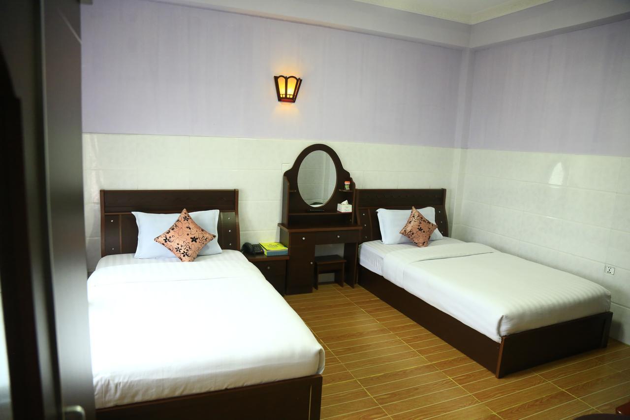 Hotel 99 Pyin Oo Lwin Exteriör bild