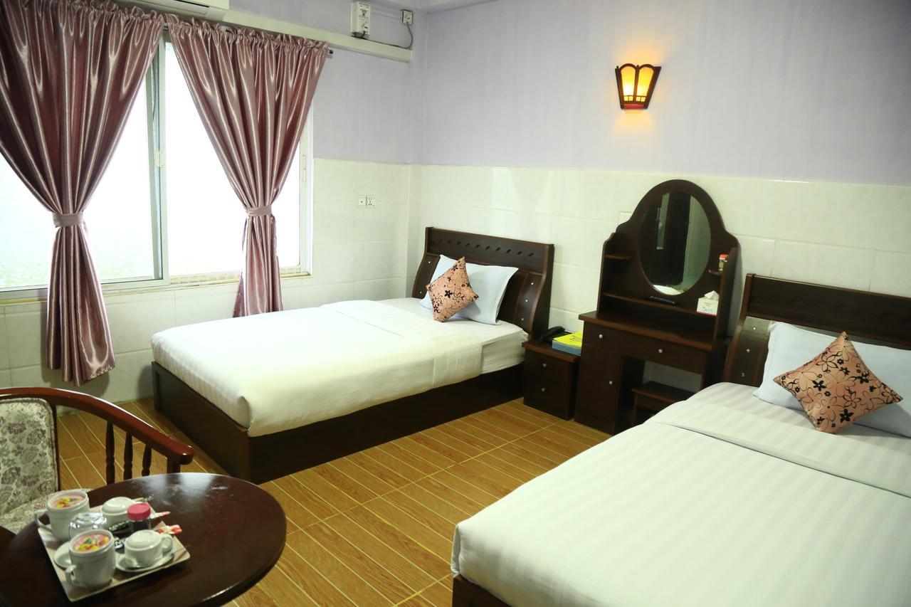 Hotel 99 Pyin Oo Lwin Exteriör bild
