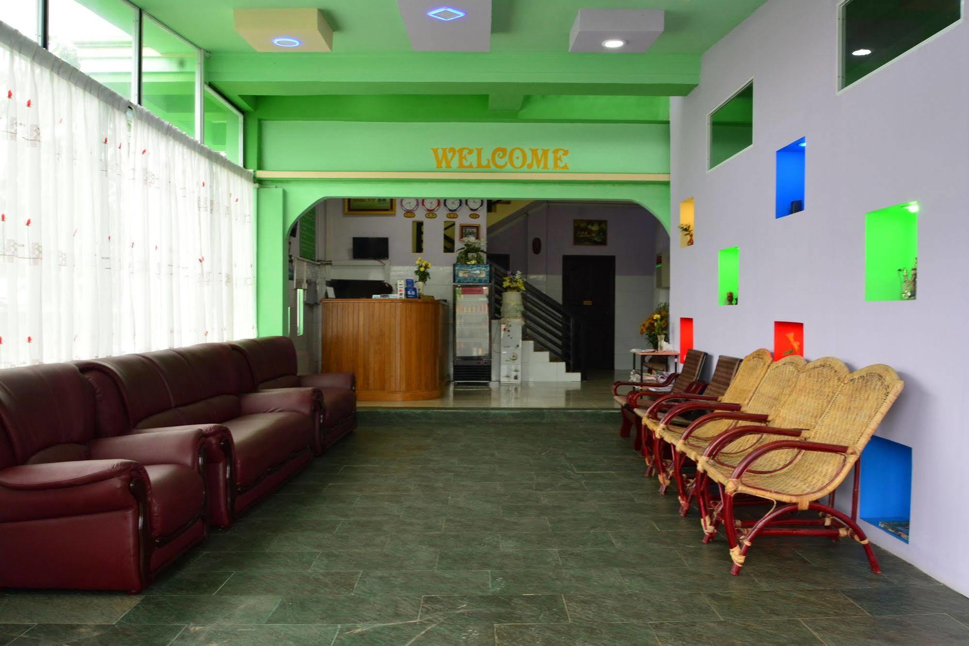 Hotel 99 Pyin Oo Lwin Exteriör bild