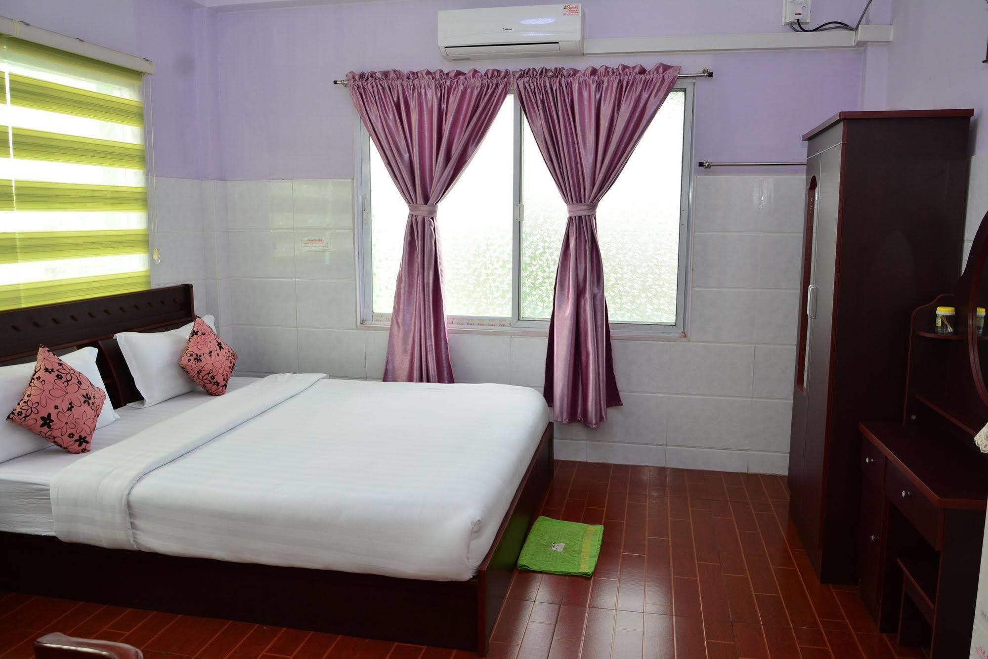 Hotel 99 Pyin Oo Lwin Exteriör bild