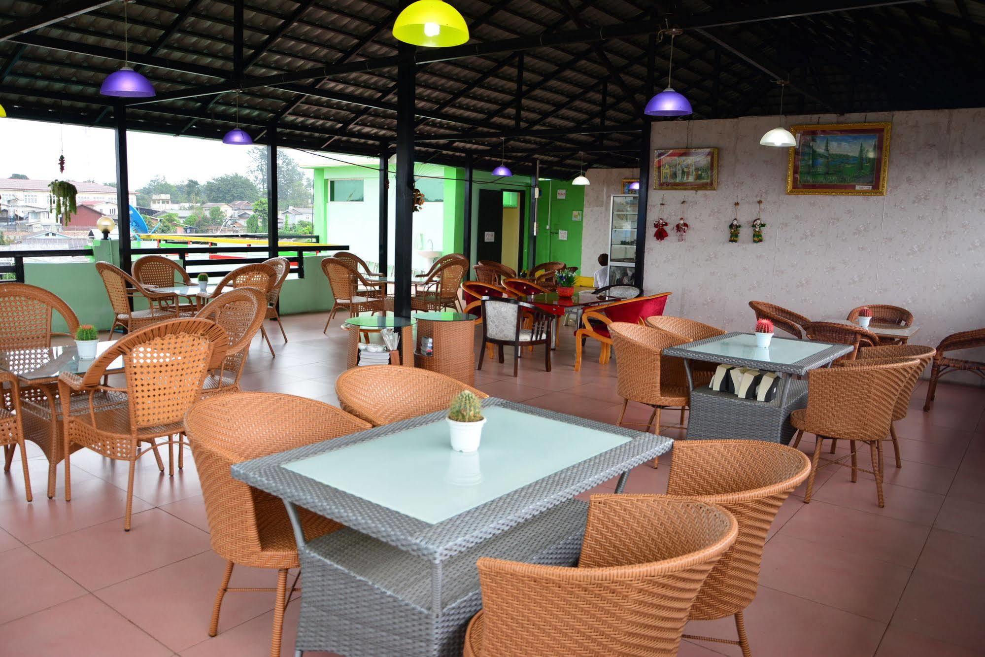 Hotel 99 Pyin Oo Lwin Exteriör bild