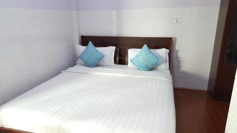Hotel 99 Pyin Oo Lwin Exteriör bild
